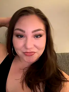 RosieDixx online show from 11-25-25, 05:18