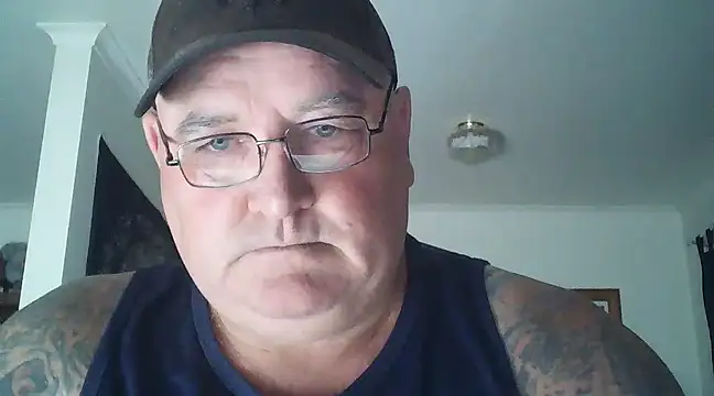Snapshot of HOTANAL chatting on 12-22-24, 05:34 HOTANAL online show from 12-22-24, 05:34