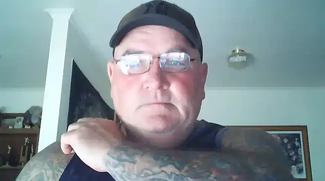 Snapshot of HOTANAL chatting on 01-08-25, 04:02 HOTANAL online show from 01-08-25, 04:02