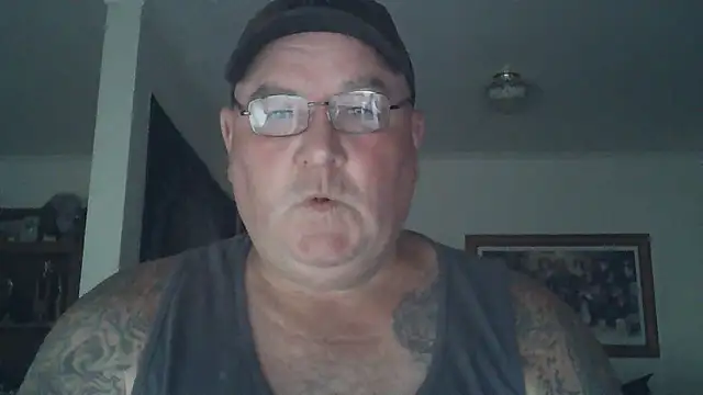 Snapshot of HOTANAL chatting on 01-14-25, 10:34 HOTANAL online show from 01-14-25, 10:34