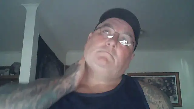 Snapshot of HOTANAL chatting on 01-15-25, 11:40 HOTANAL online show from 01-15-25, 11:40
