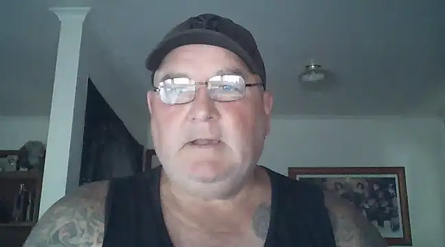Snapshot of HOTANAL chatting on 01-17-25, 02:18 HOTANAL online show from 01-17-25, 02:18