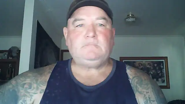 Snapshot of HOTANAL chatting on 01-21-25, 01:29 HOTANAL online show from 01-21-25, 01:29
