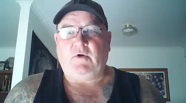 Snapshot of HOTANAL chatting on 01-22-25, 05:26 HOTANAL online show from 01-22-25, 05:26