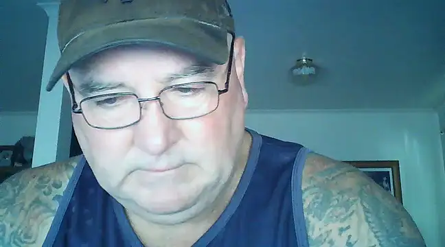 Snapshot of HOTANAL chatting on 01-27-25, 12:12 HOTANAL online show from 01-27-25, 12:12