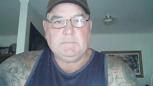 Snapshot of HOTANAL chatting on 02-19-25, 04:01 HOTANAL online show from 02-19-25, 04:01