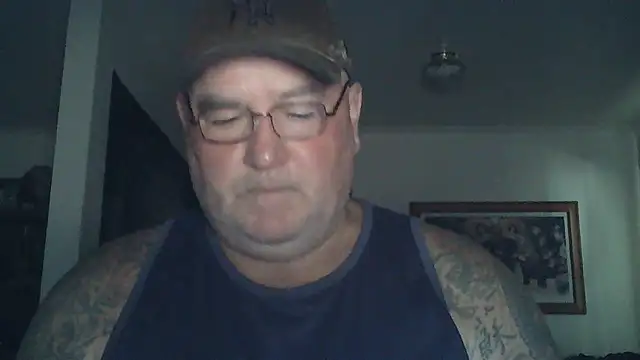 Snapshot of HOTANAL chatting on 02-22-25, 12:27 HOTANAL online show from 02-22-25, 12:27