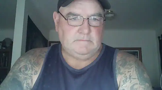 Snapshot of HOTANAL chatting on 03-20-25, 12:51 HOTANAL online show from 03-20-25, 12:51