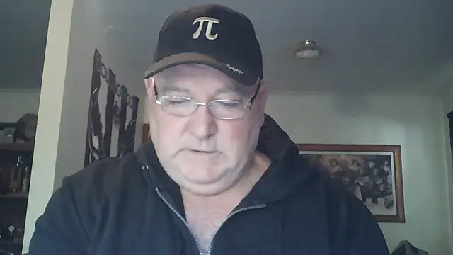 Snapshot of HOTANAL chatting on 09-14-25, 11:04 HOTANAL online show from 09-14-25, 11:04