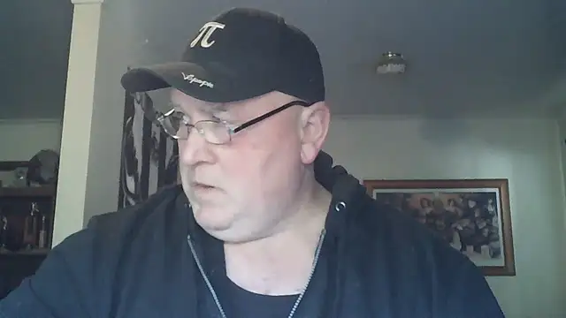 Snapshot of HOTANAL chatting on 09-19-25, 11:27 HOTANAL online show from 09-19-25, 11:27