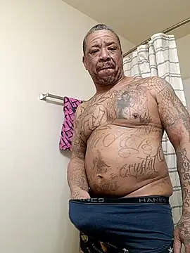 yellowwetfox online show from 02-15-26, 04:14