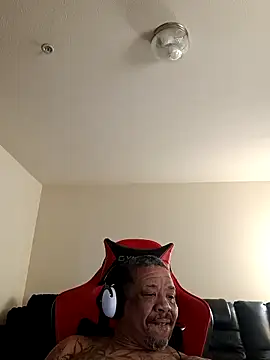 yellowwetfox online show from 03-16-26, 04:11