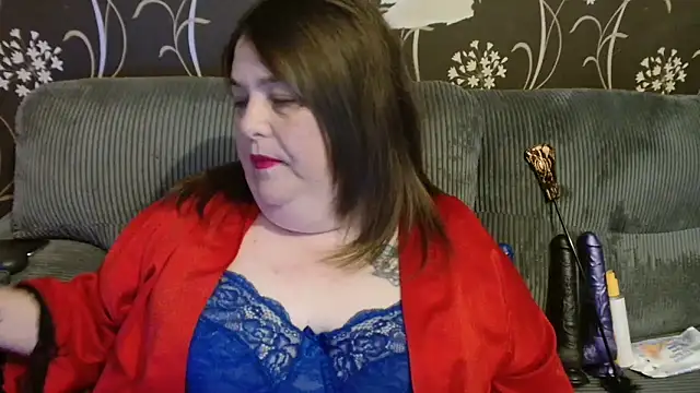 HouseWifeWhore Milf online show from 10-28-25, 04:53