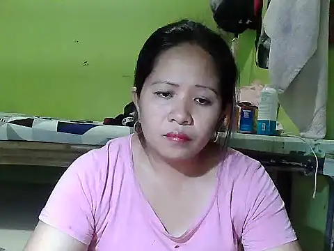 Snapshot of sweetlady_pinay chatting on 03-16-25, 04:20 sweetlady pinay online show from 03-16-25, 04:20