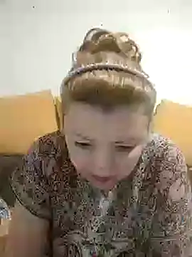 stefanyharper16 online show from 02-25-25, 08:19