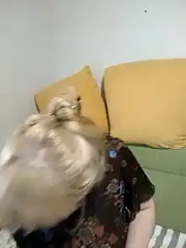 stefanyharper16 online show from 11-08-25, 11:03