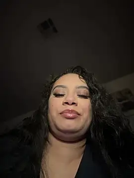 Snapshot of CarmelaAnthony chatting on 01-09-25, 01:35 CarmelaAnthony online show from 01-09-25, 01:35
