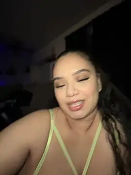 Snapshot of CarmelaAnthony chatting on 01-10-25, 01:09 CarmelaAnthony online show from 01-10-25, 01:09