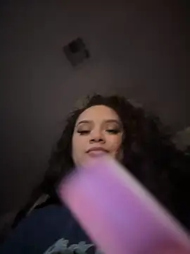 Snapshot of CarmelaAnthony chatting on 01-16-25, 12:31 CarmelaAnthony online show from 01-16-25, 12:31