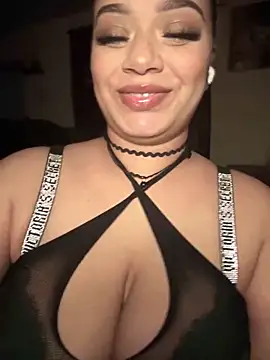 Snapshot of CarmelaAnthony chatting on 01-19-25, 02:17 CarmelaAnthony online show from 01-19-25, 02:17