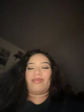 Snapshot of CarmelaAnthony chatting on 02-12-25, 12:22 CarmelaAnthony online show from 02-12-25, 12:22