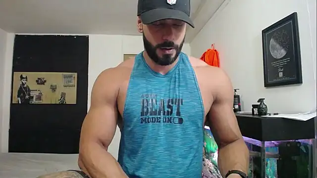 Snapshot of romeolovedark chatting on 01-21-25, 03:04 romeolovedark online show from 01-21-25, 03:04