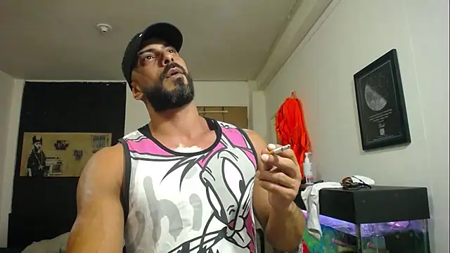 Snapshot of romeolovedark chatting on 02-02-25, 10:24 romeolovedark online show from 02-02-25, 10:24