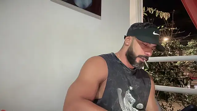 romeolovedark online show from 11-01-25, 03:19