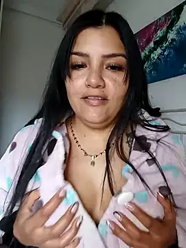 Snapshot of laura_dirtyhot chatting on 12-04-25, 09:51 laura dirtyhot online show from 12-04-25, 09:51