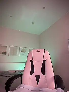 IvyHoney online show from 01-11-25, 09:57