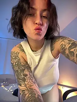 IvyHoney online show from 01-12-25, 10:34