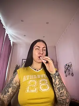 IvyHoney online show from 03-07-25, 10:35