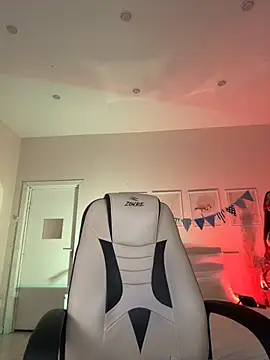 IvyHoney online show from 09-27-25, 07:57