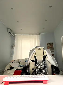 IvyHoney online show from 10-01-25, 09:04