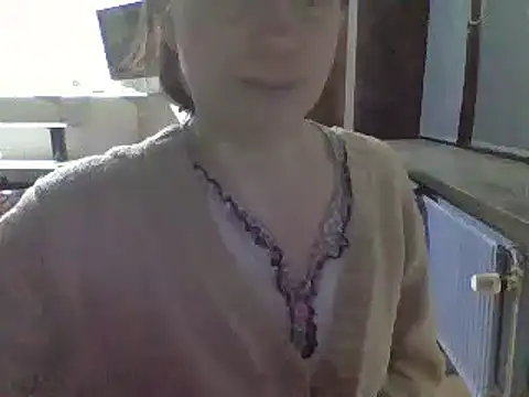 Moi Lina online show from 12-26-24, 11:57