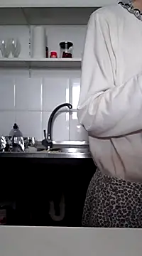 Moi Lina online show from 01-09-25, 01:45