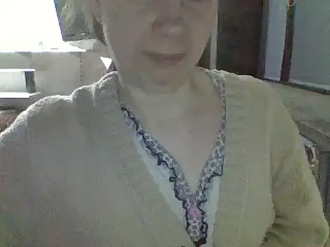 Moi Lina online show from 01-19-25, 11:00