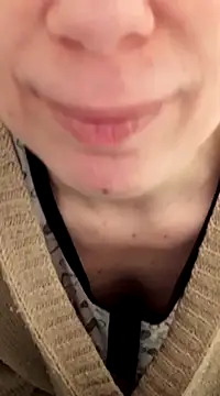 Moi Lina online show from 02-04-25, 02:32