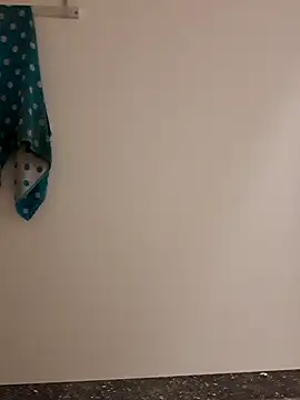 Moi Lina online show from 09-15-25, 11:43