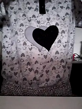 Moi Lina online show from 11-25-25, 01:00