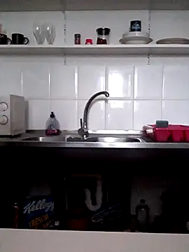 Moi Lina online show from 12-14-25, 12:43