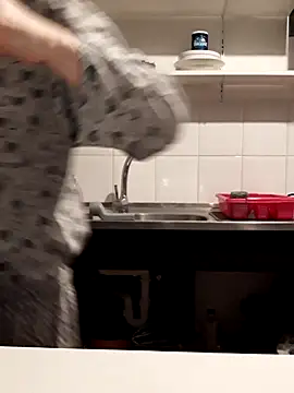 Moi Lina online show from 02-12-26, 05:19