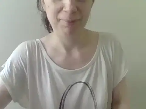 Moi Lina online show from 06-27-26, 02:12