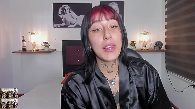 Mariana Joness online show from 12-06-24, 08:26