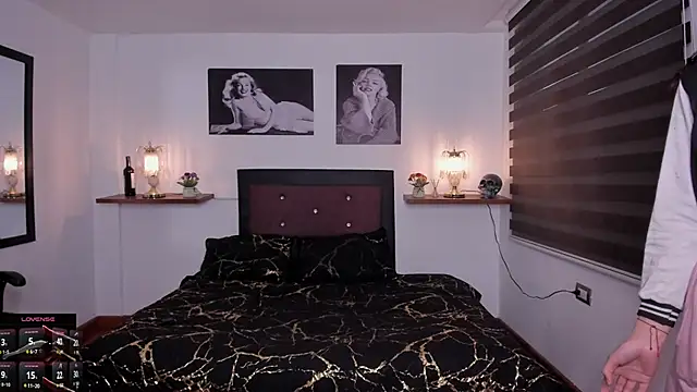 Mariana Joness online show from 10-09-25, 01:58