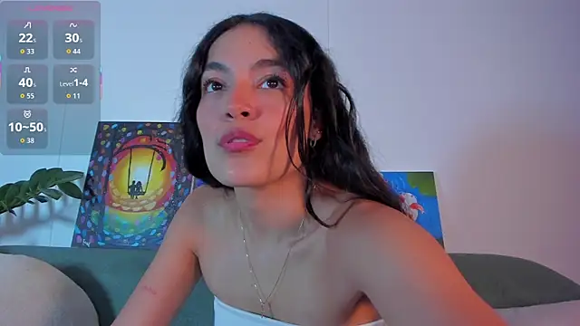 Snapshot of TIFFANYRUSSO chatting on 10-21-25, 04:57 TIFFANYRUSSO online show from 10-21-25, 04:57