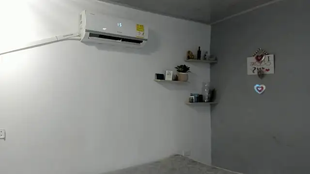 Kris Khalifa69 online show from 06-24-26, 04:17
