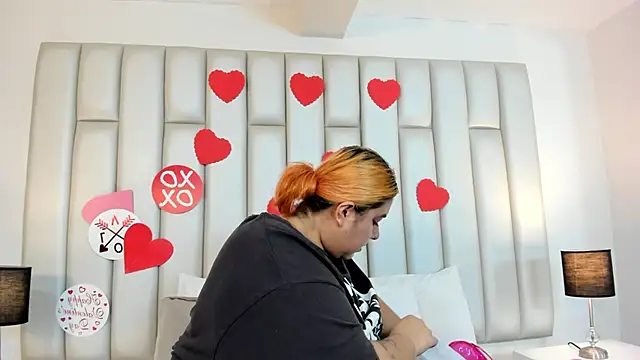 aandreaperez online show from 02-13-25, 11:50