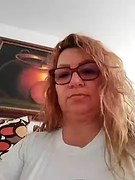 gisela27 online show from 02-23-25, 04:02