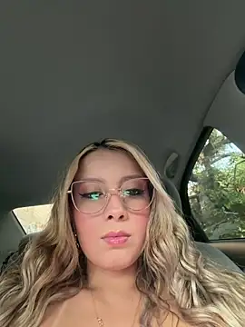 ValeriaHot69 online show from 03-17-26, 12:08